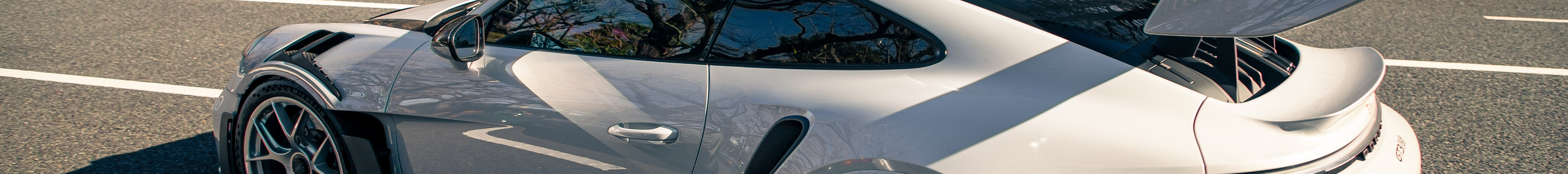 Porsche 992 GT3 RS Weissach Package