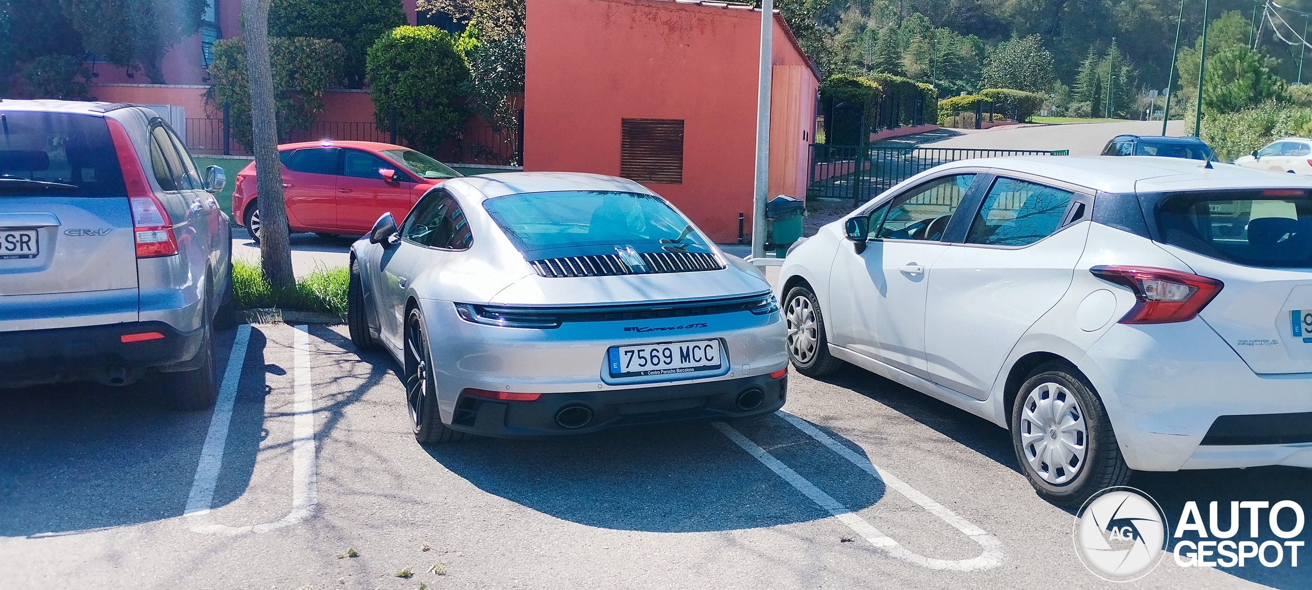 Porsche 992 Carrera 4 GTS