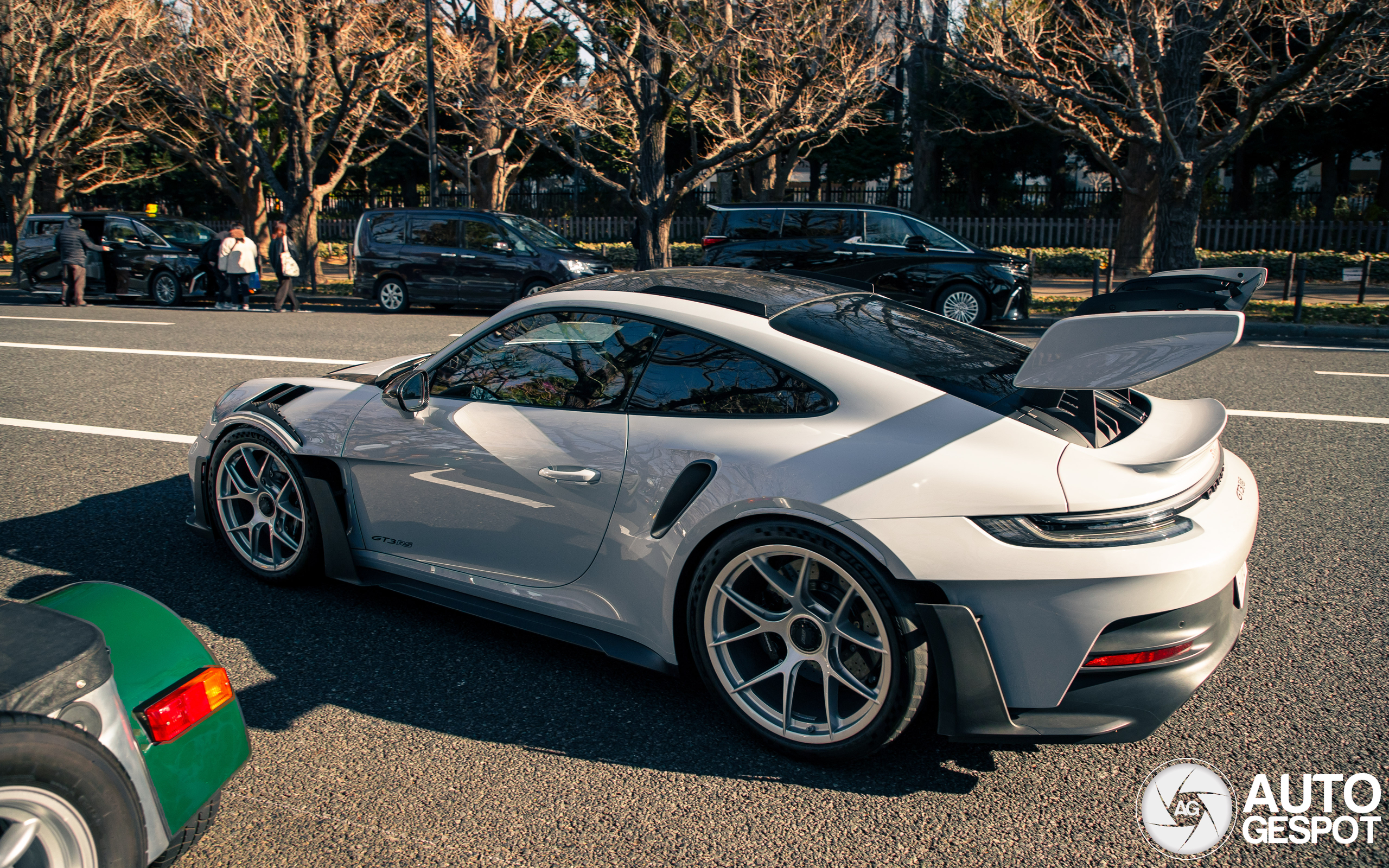 Porsche 992 GT3 RS Weissach Package