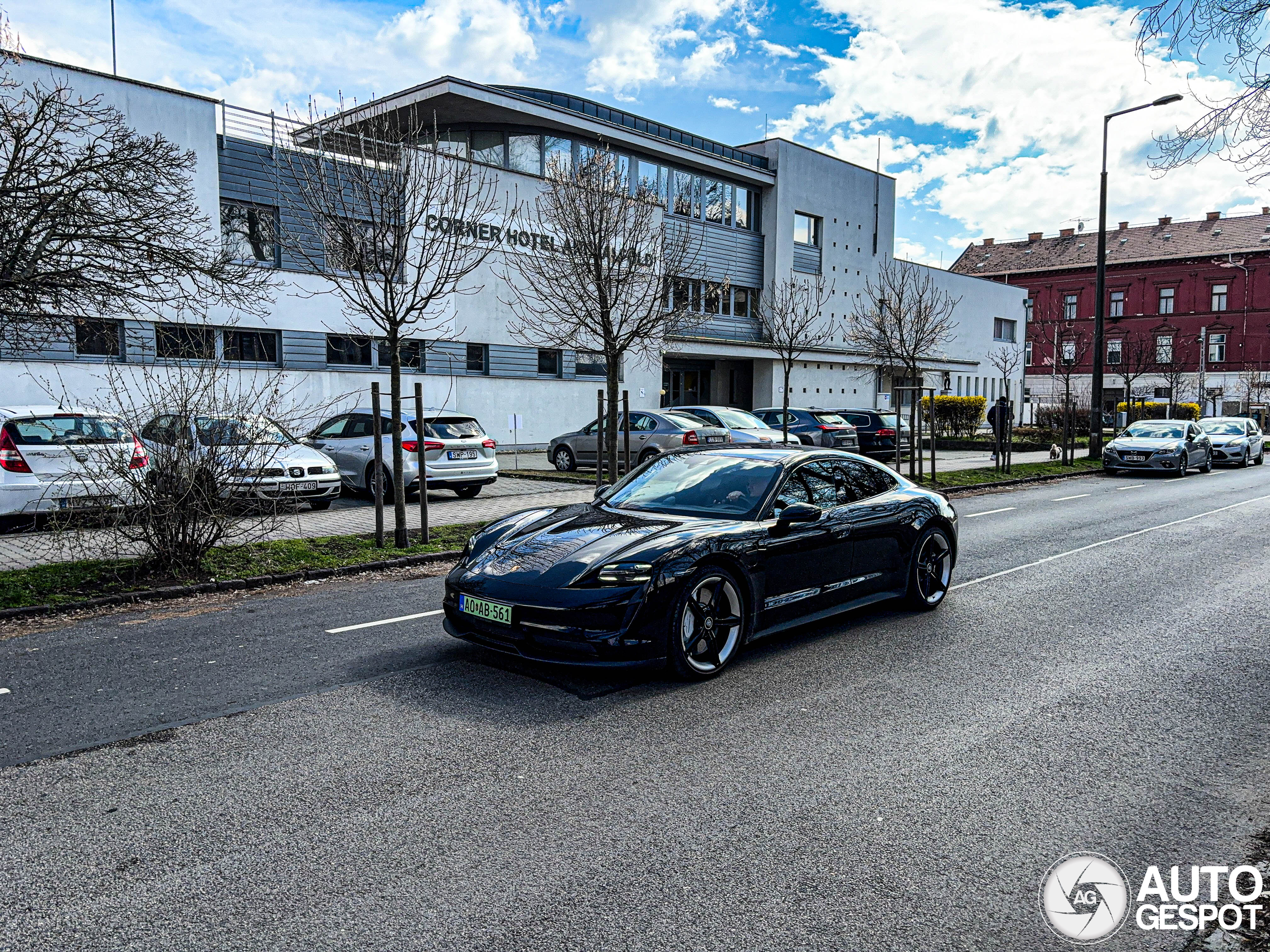 Porsche Taycan Turbo