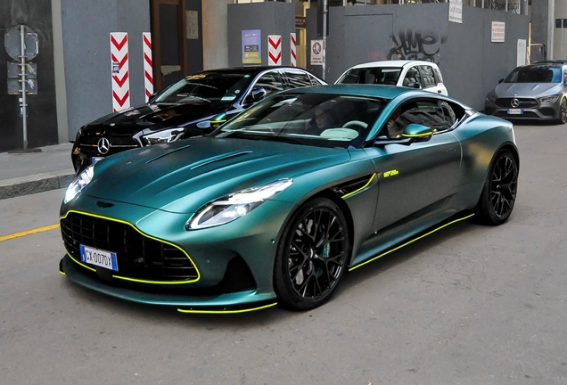 Aston Martin DB12