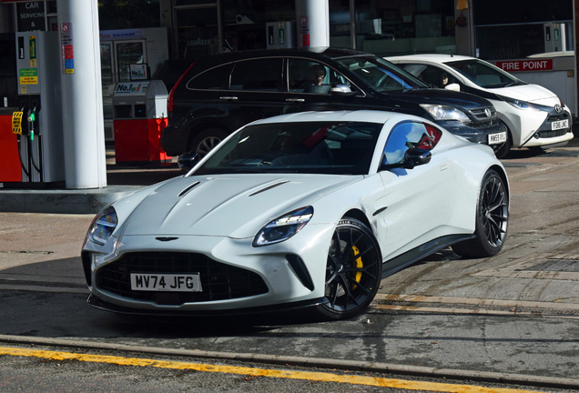 Aston Martin Vantage 2024
