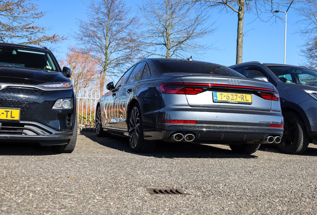 Audi S8 D5