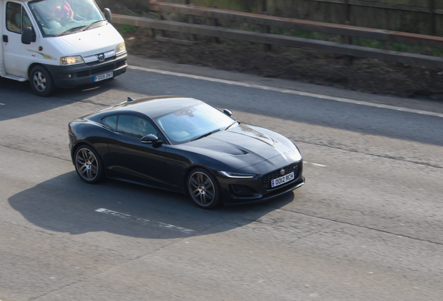 Jaguar F-TYPE P450 Coupé 2020