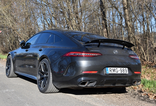 Mercedes-AMG GT 63 X290