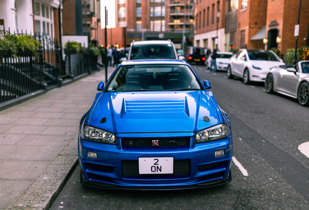 Nissan Skyline R34 GT-R V-Spec II