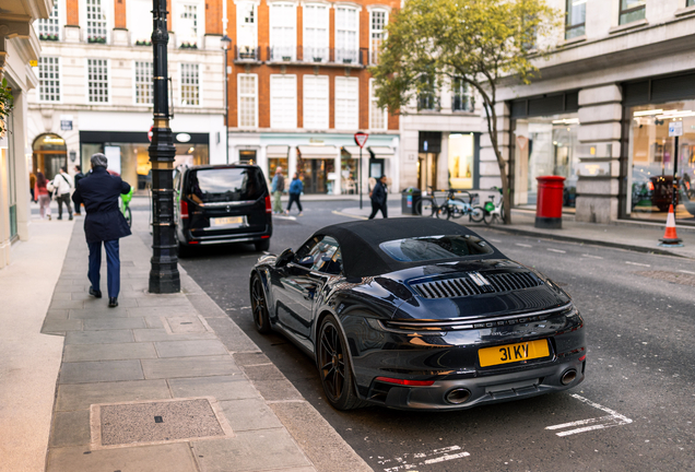 Porsche 992 Carrera GTS Cabriolet