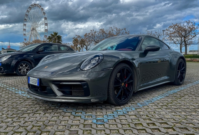 Porsche 992 Carrera S
