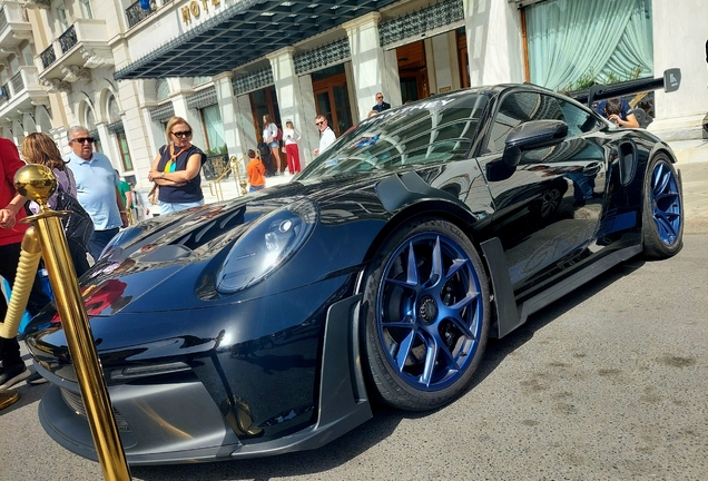 Porsche 992 GT3 RS Weissach Package