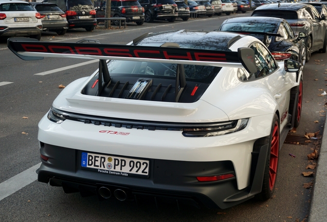 Porsche 992 GT3 RS Weissach Package