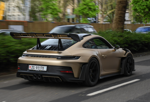 Porsche 992 GT3 RS Weissach Package