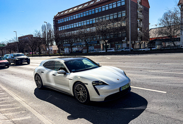 Porsche Taycan GTS Sport Turismo