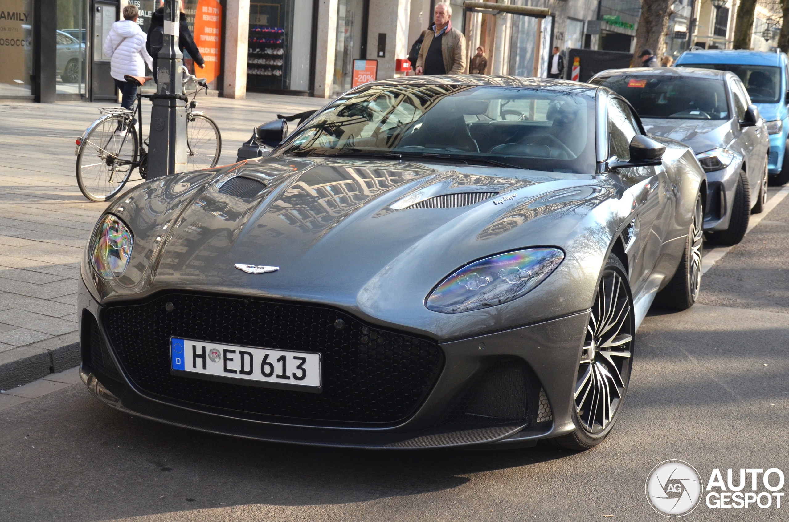 Aston Martin DBS Superleggera