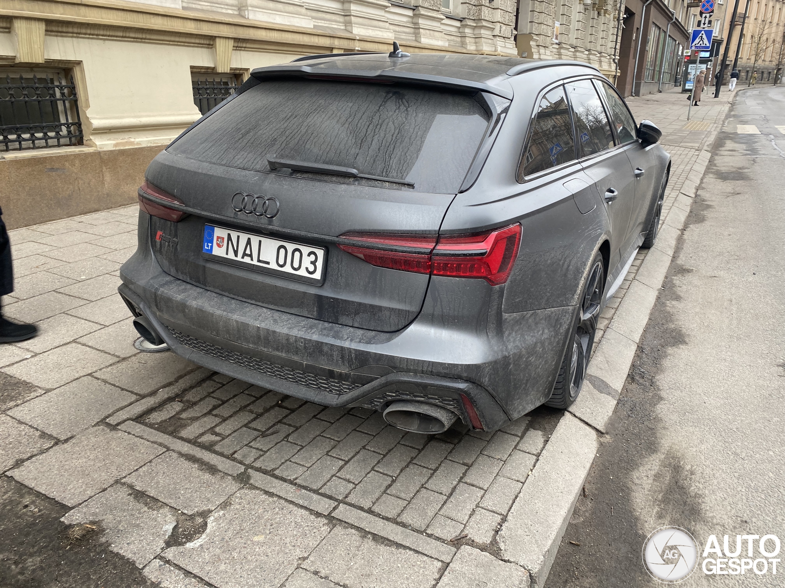 Audi RS6 Avant C8