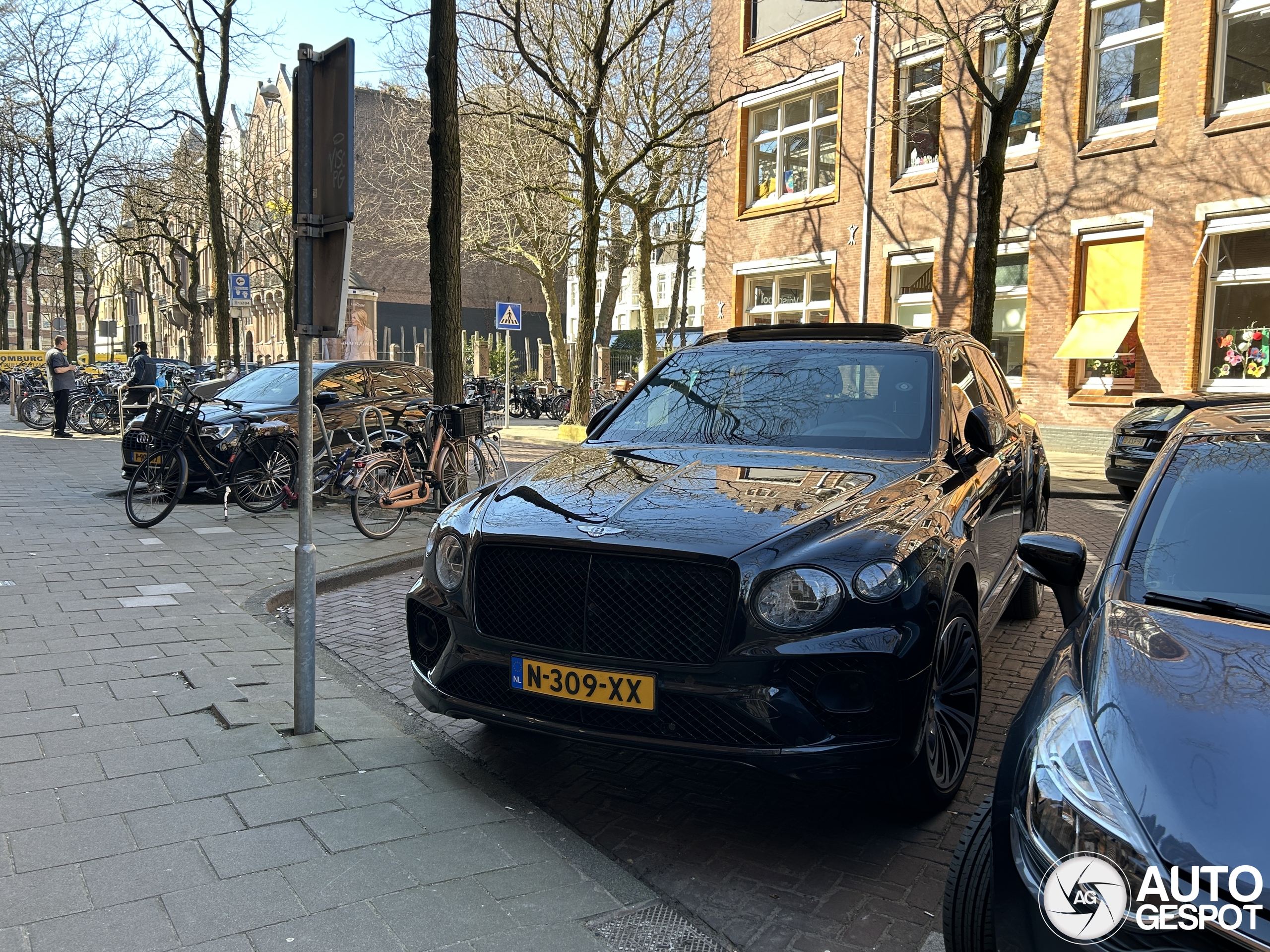 Bentley Bentayga V8 2021 First Edition