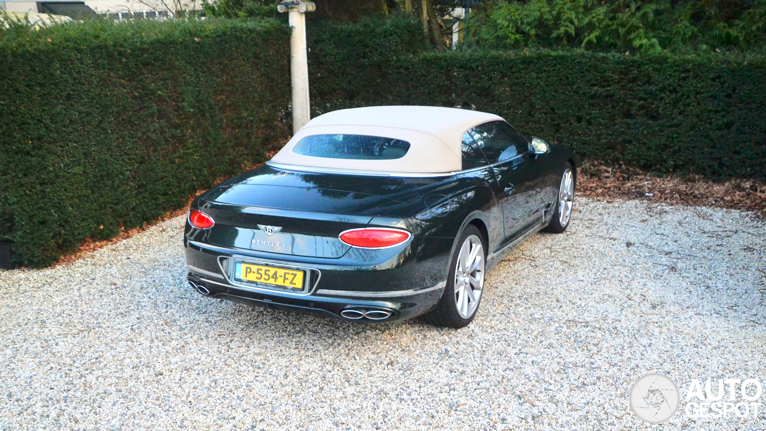 Bentley Continental GTC V8 2020