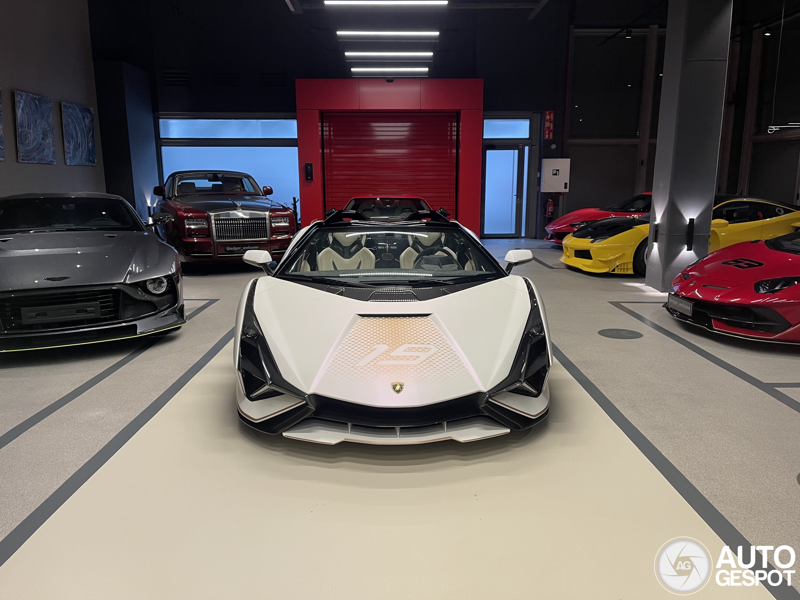 Lamborghini Sián Roadster