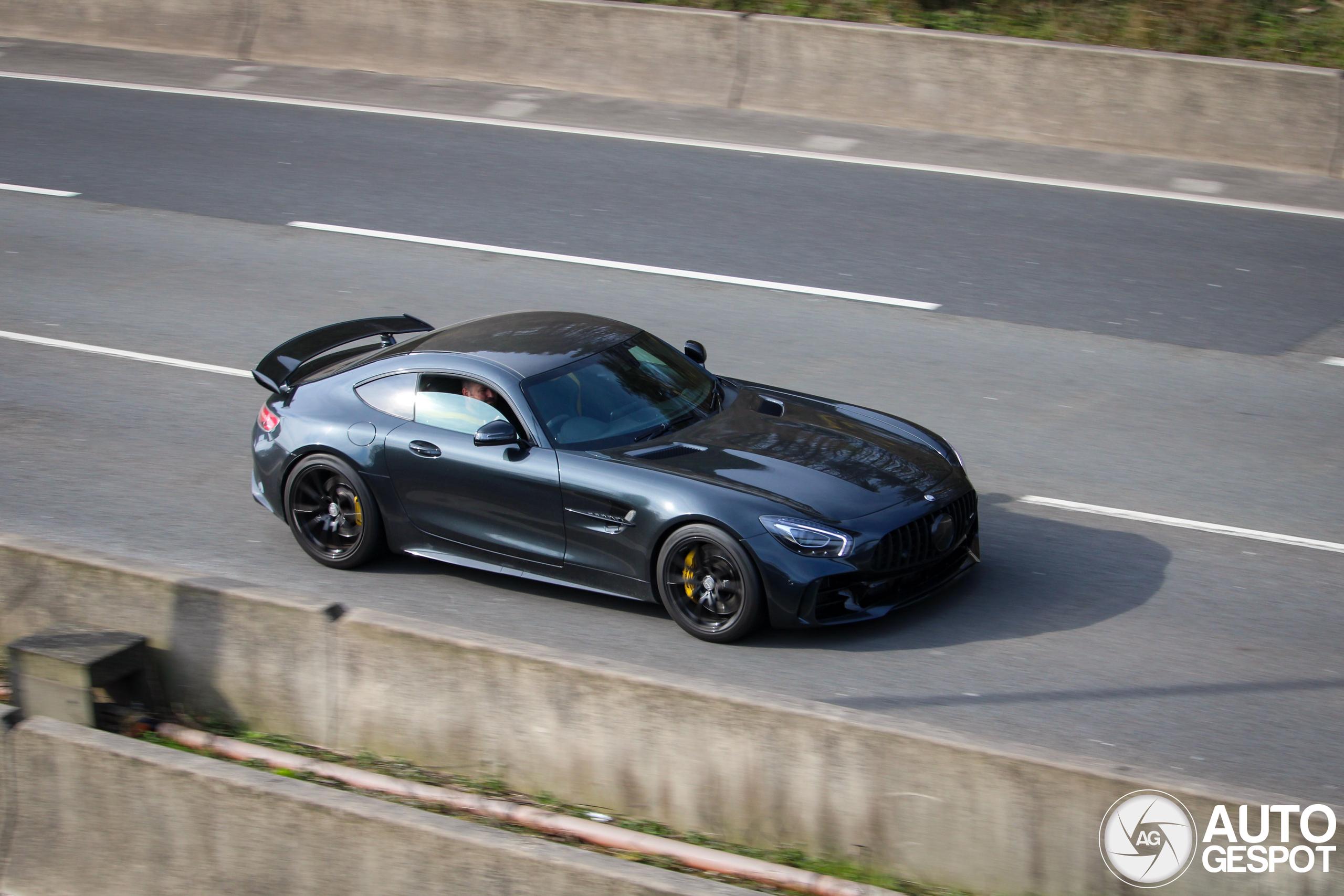 Mercedes-AMG GT R C190