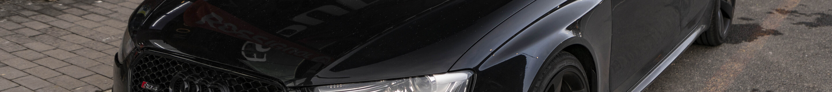 Audi RS4 Avant B8