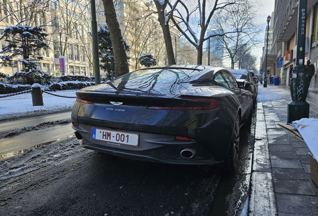 Aston Martin DB11 V8