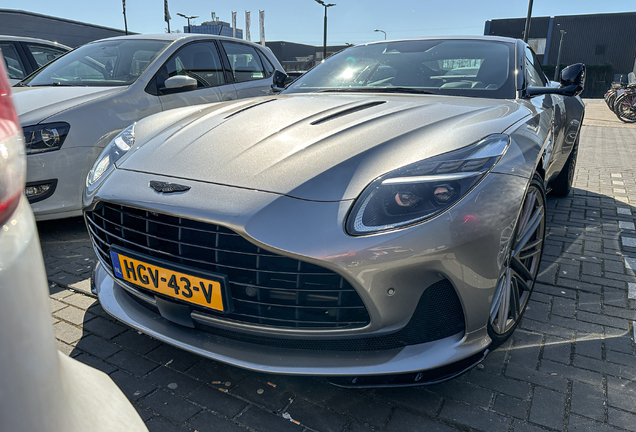 Aston Martin DB12
