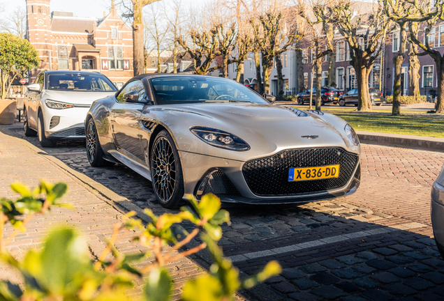 Aston Martin DBS 770 Ultimate Volante