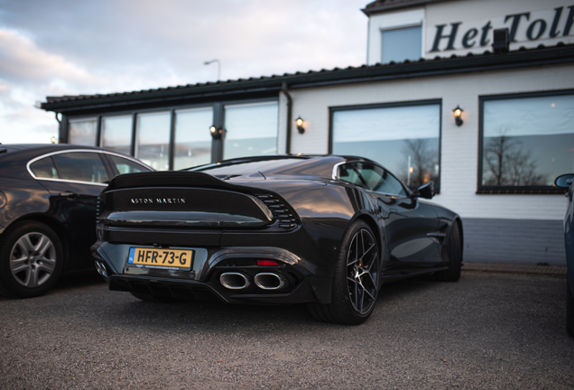Aston Martin Vanquish 2025