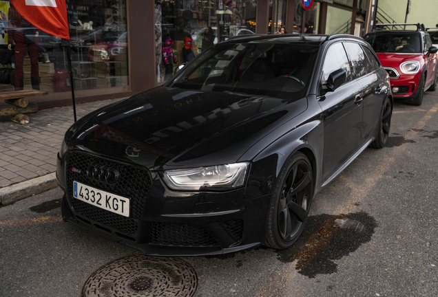 Audi RS4 Avant B8