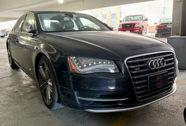 Audi S8 D4