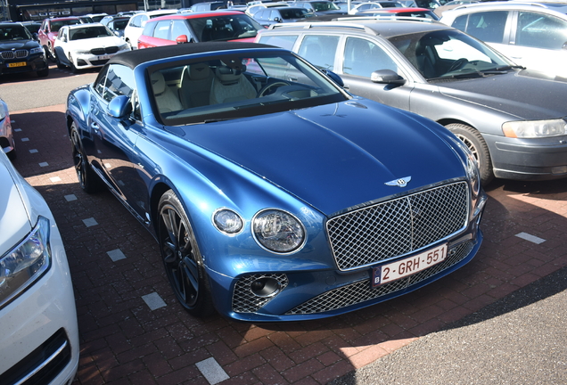 Bentley Continental GTC V8 Azure