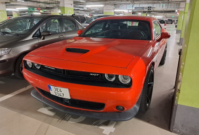 Dodge Challenger SRT-8 392