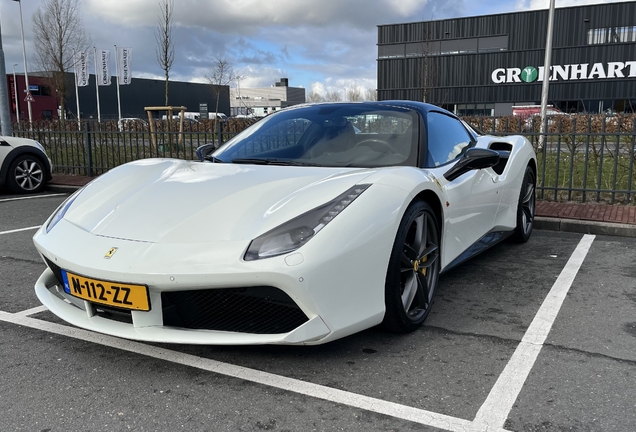 Ferrari 488 Spider