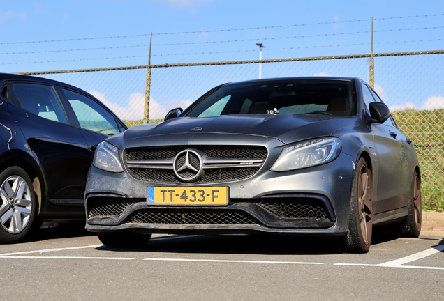 Mercedes-AMG C 63 S W205