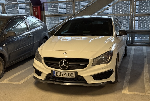Mercedes-Benz CLA 45 AMG Shooting Brake