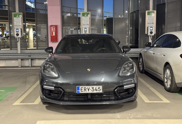 Porsche 971 Panamera Turbo S E-Hybrid
