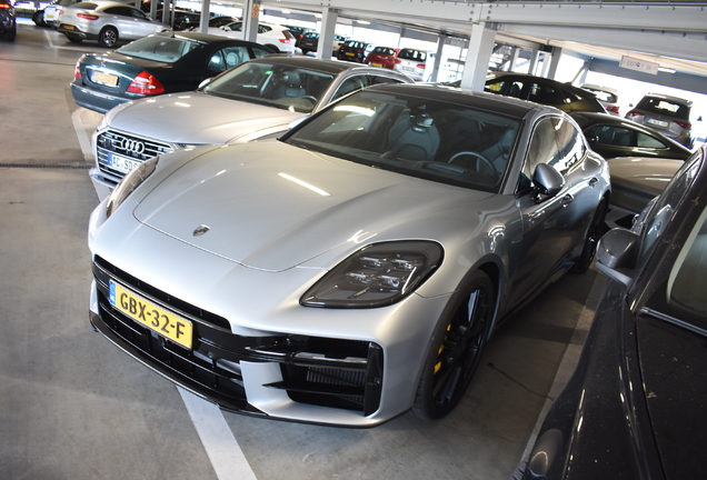 Porsche 972 Panamera Turbo E-Hybrid