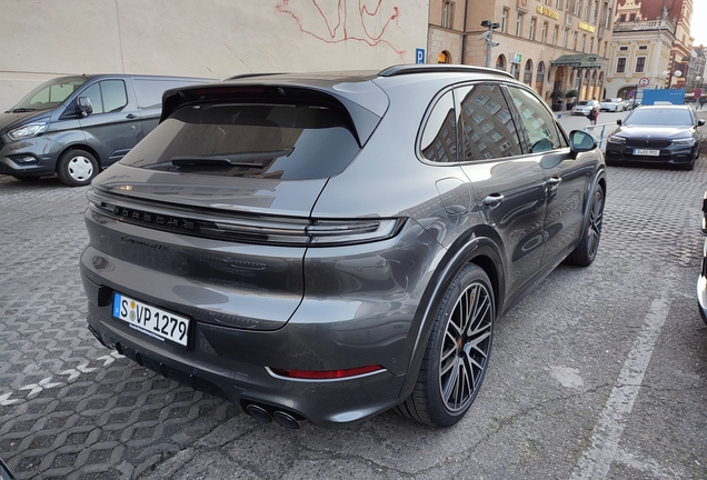 Porsche 9YA Cayenne GTS MkII