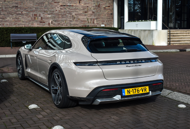 Porsche Taycan Turbo Cross Turismo