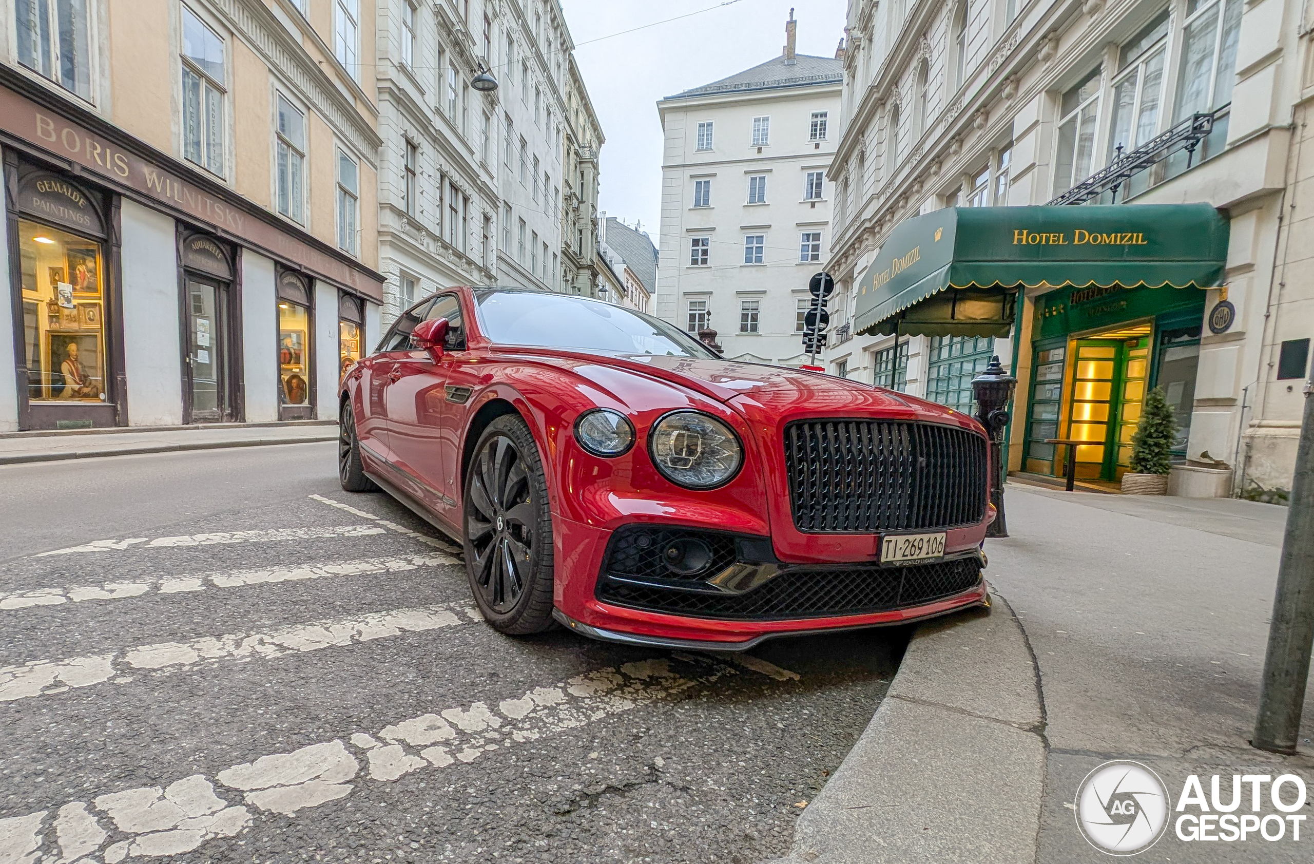 Bentley Flying Spur V8 2021