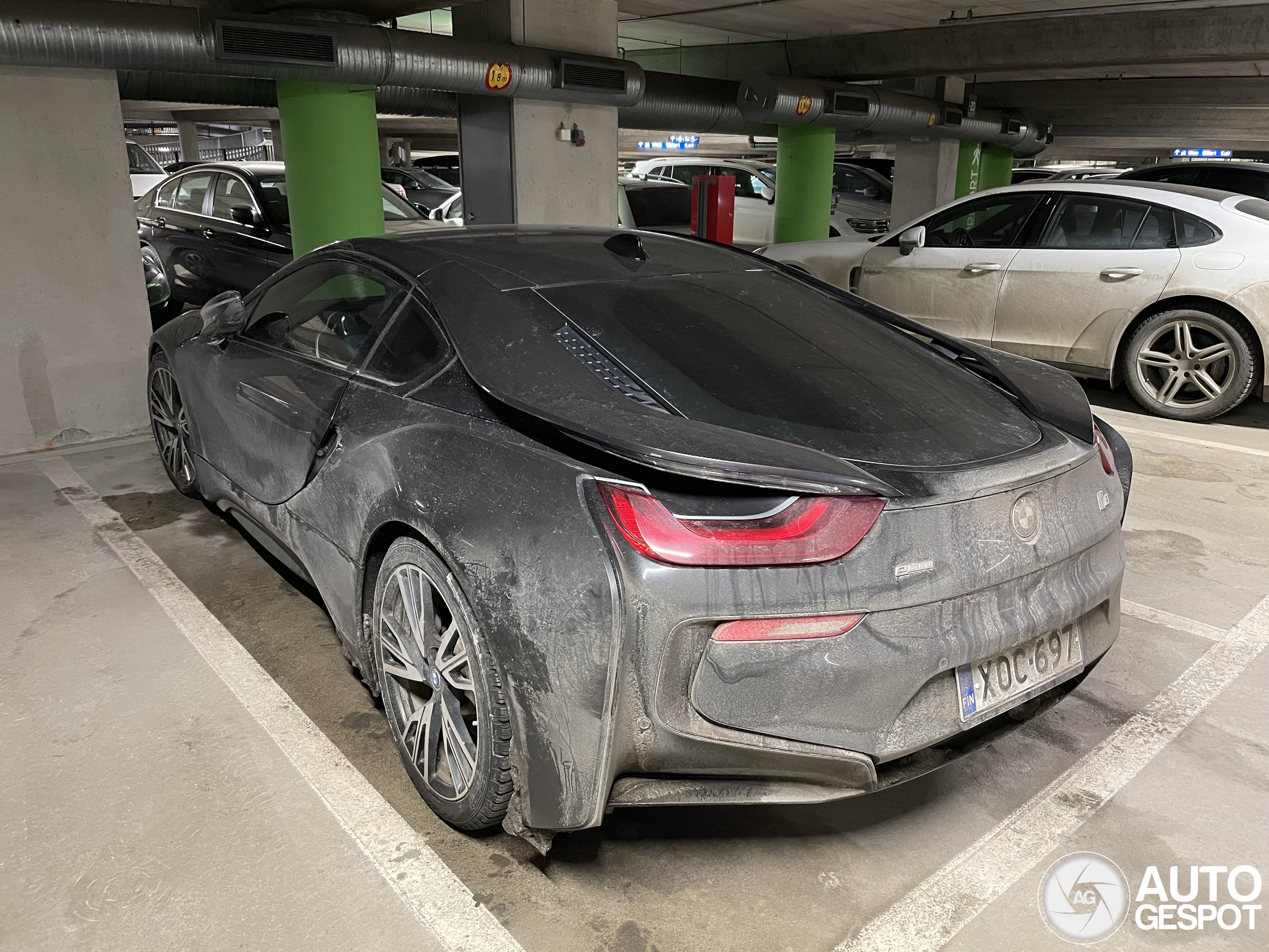 BMW i8