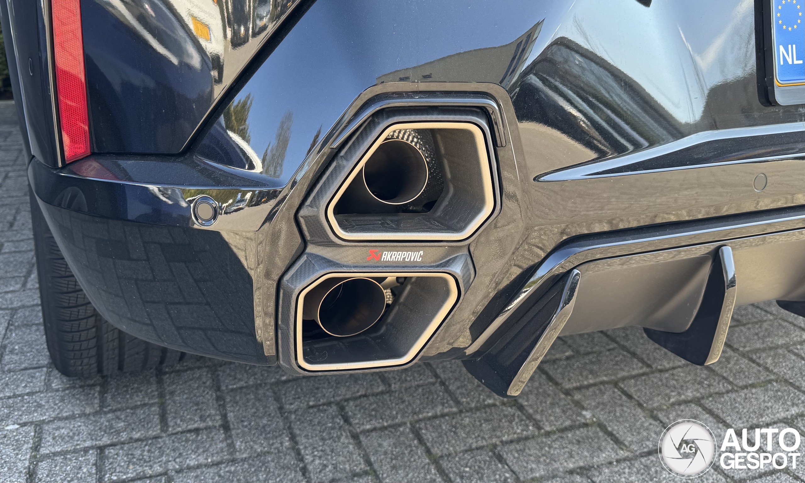 BMW XM G09