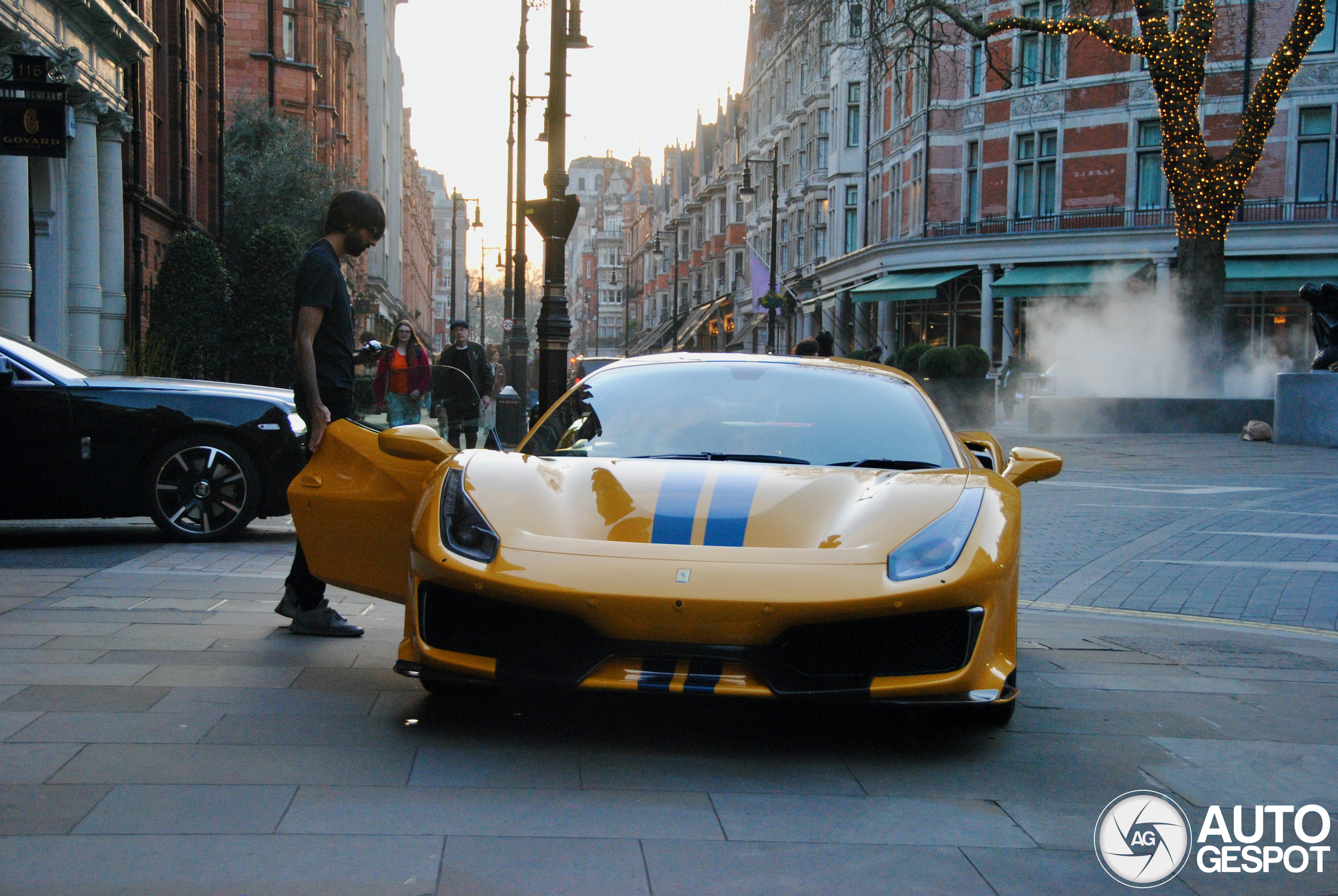Ferrari 488 Pista