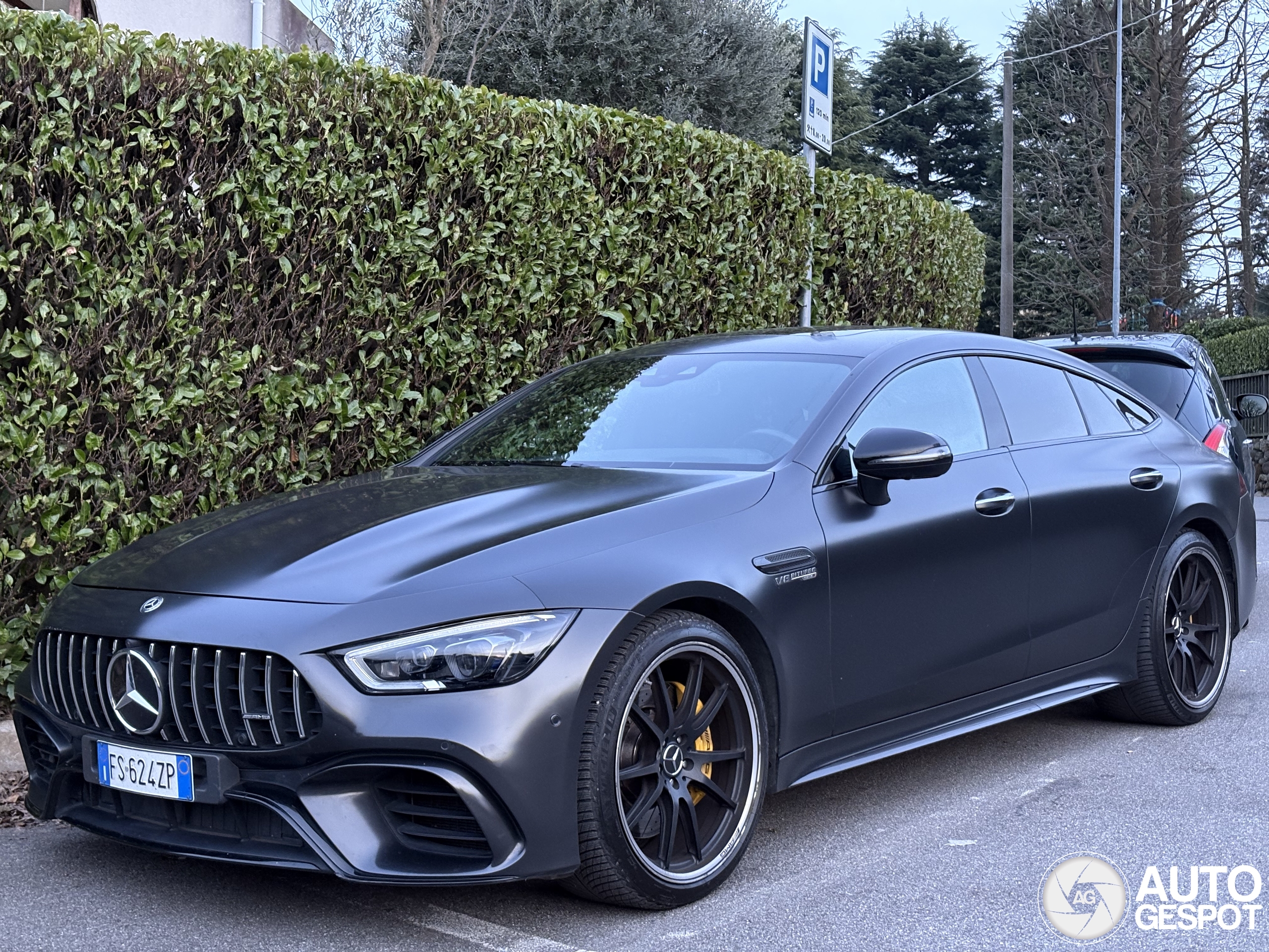 Mercedes-AMG GT 63 S X290