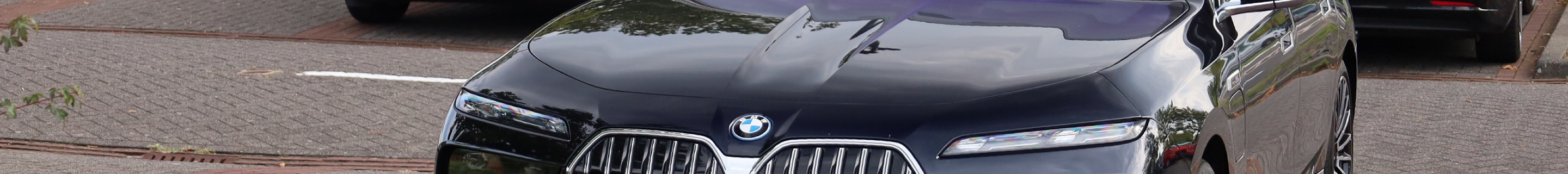 BMW M760e xDrive
