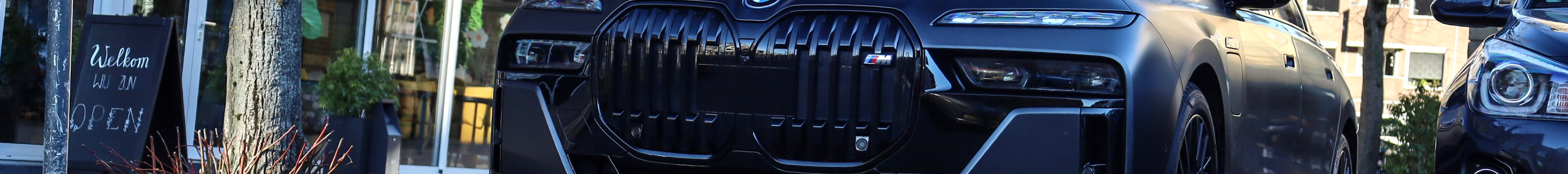 BMW M760e xDrive