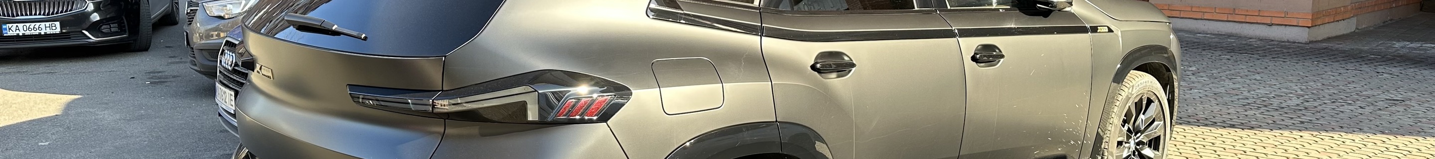 BMW XM G09