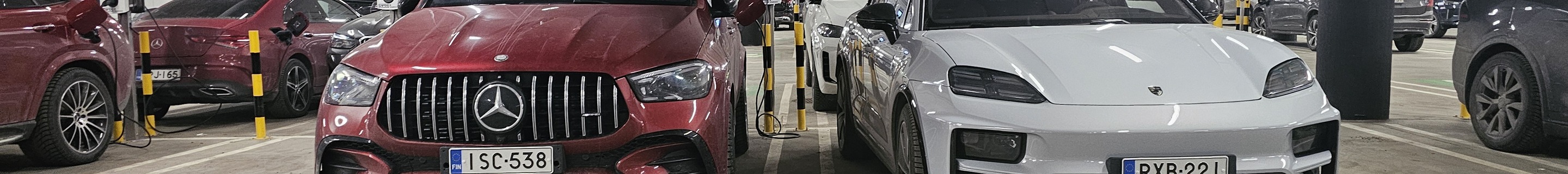 Porsche Macan EV Turbo