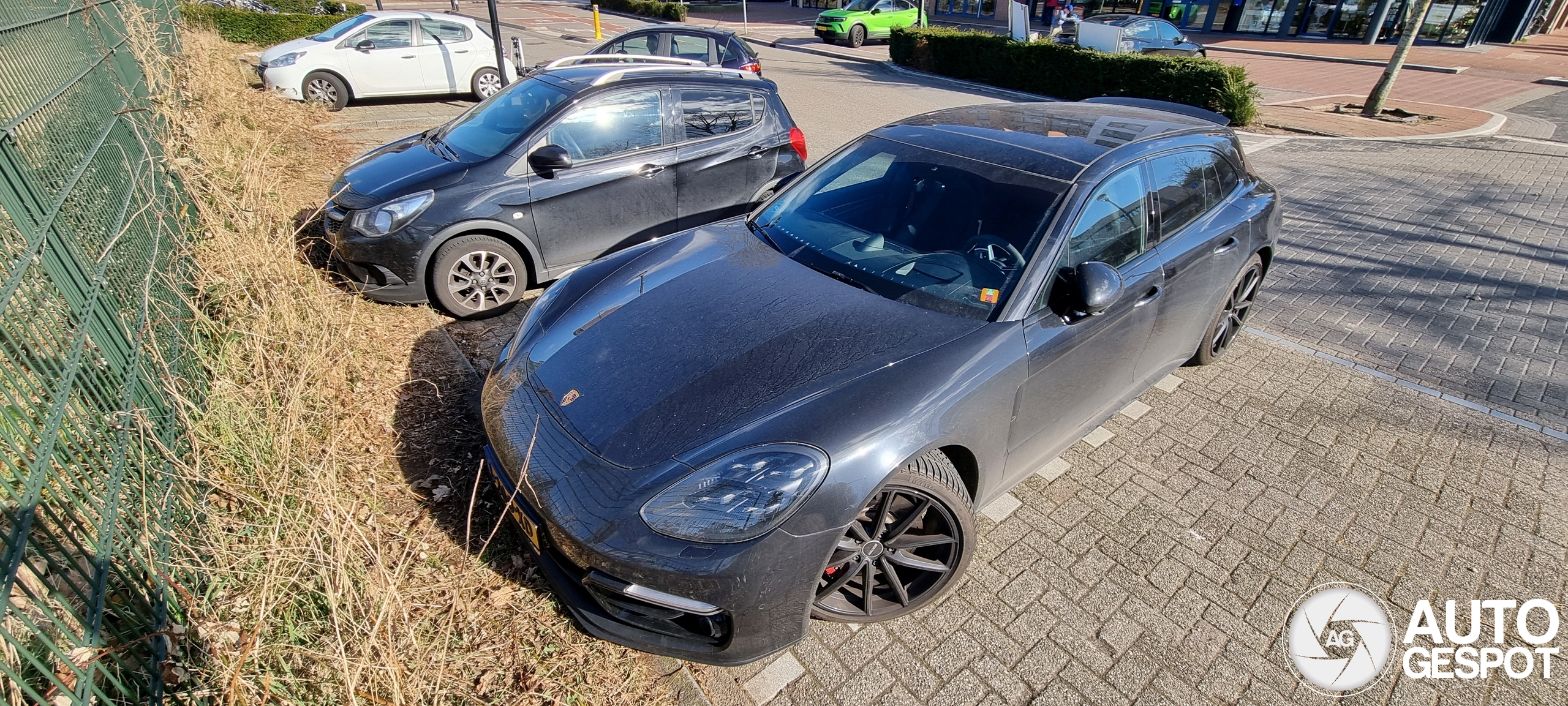 Porsche 971 Panamera GTS Sport Turismo