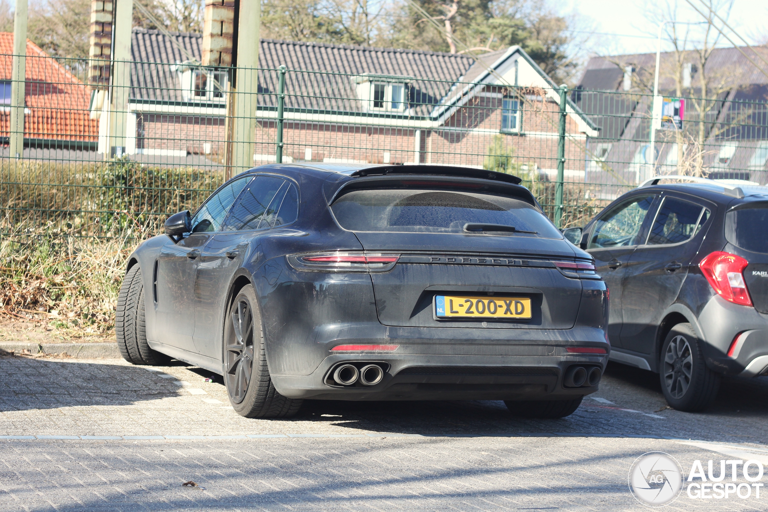 Porsche 971 Panamera GTS Sport Turismo