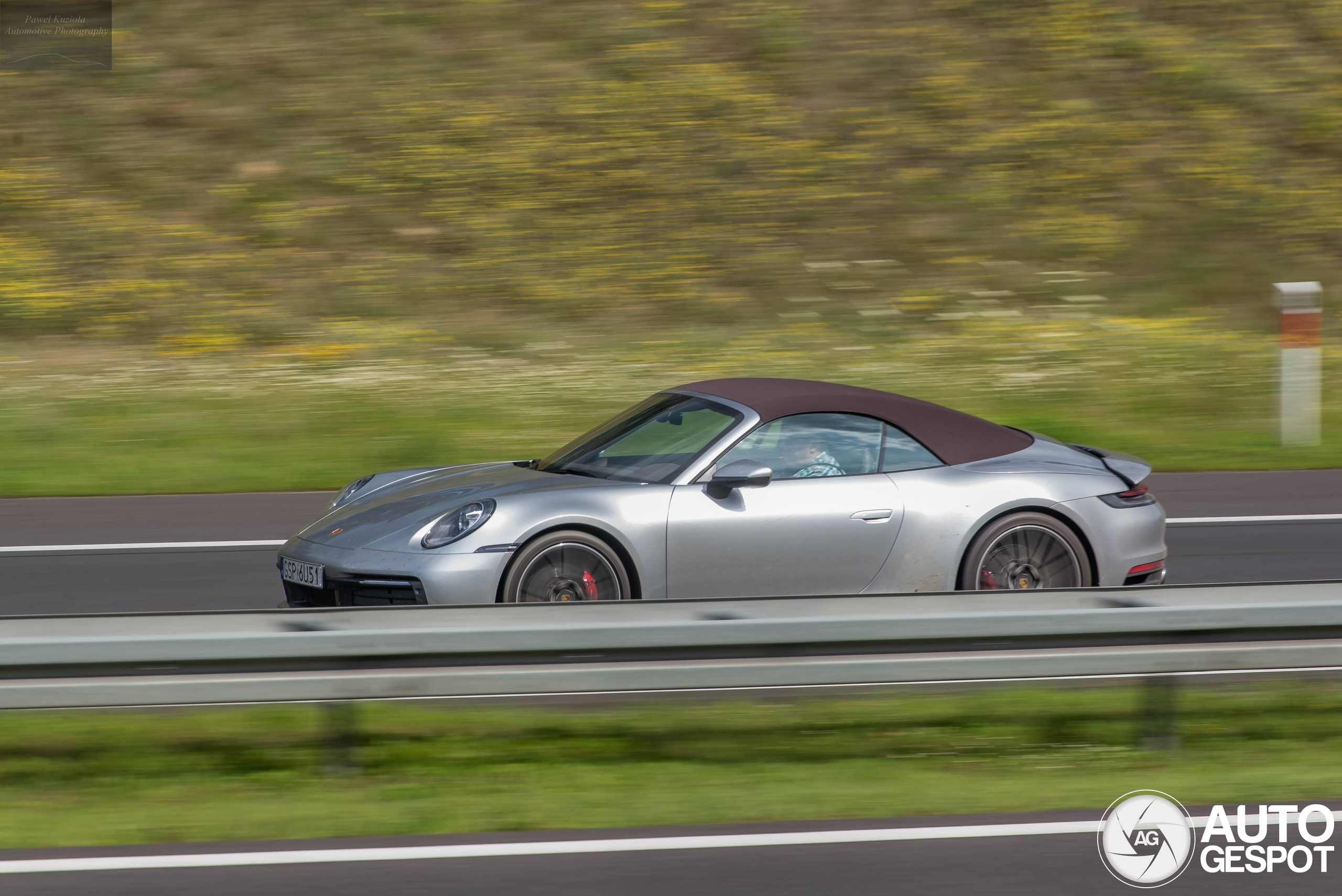 Porsche 992 Carrera 4S Cabriolet